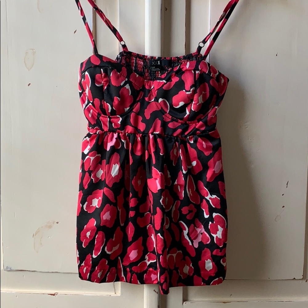 Adjustable strap tops set of two